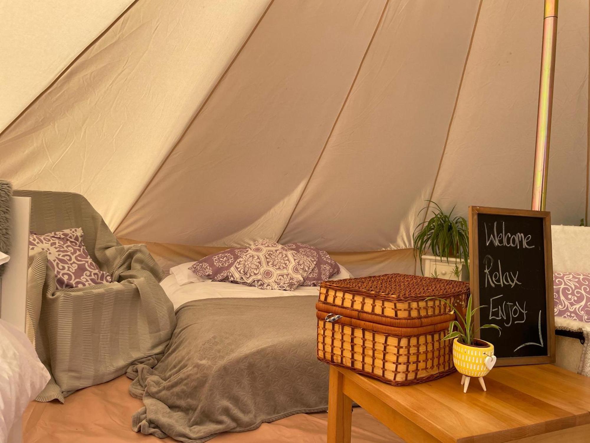Trevena Cross Glamping & Camping Helston Exterior foto