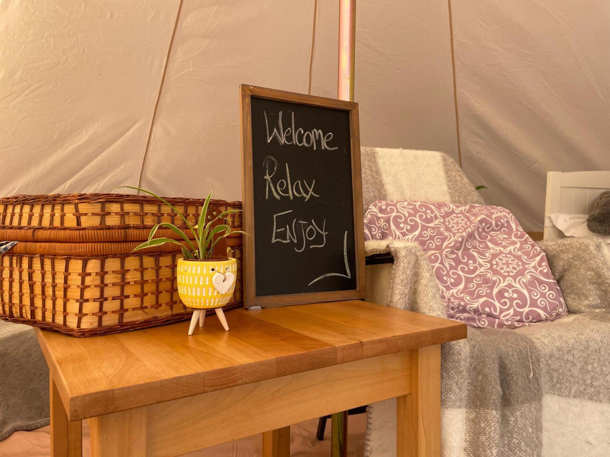 Trevena Cross Glamping & Camping Helston Exterior foto