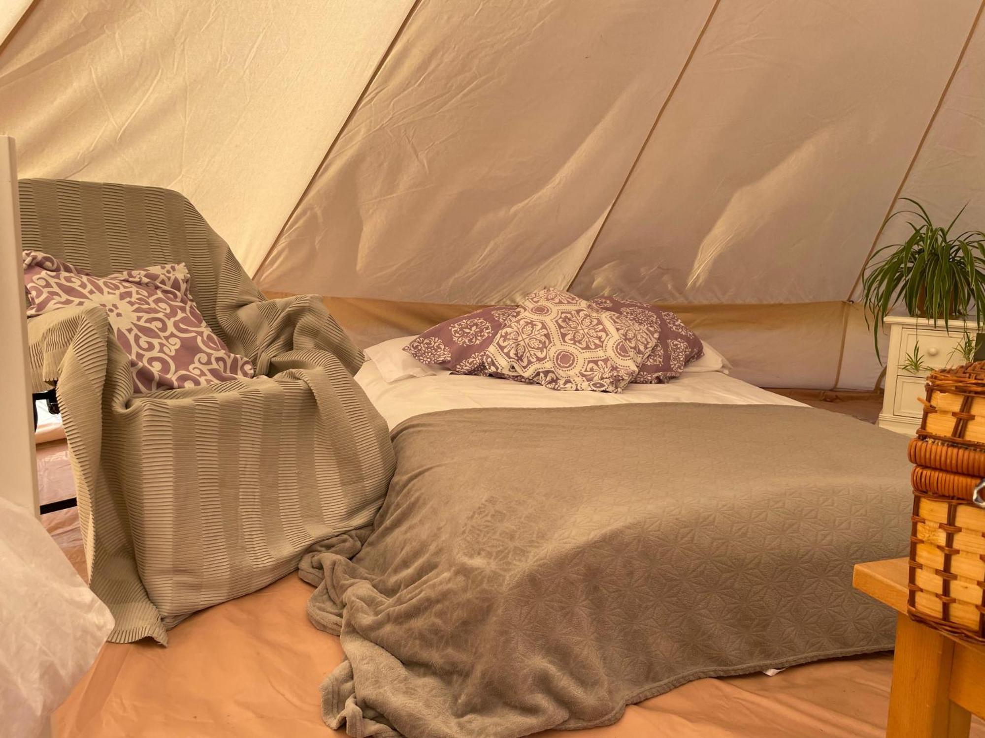Trevena Cross Glamping & Camping Helston Exterior foto