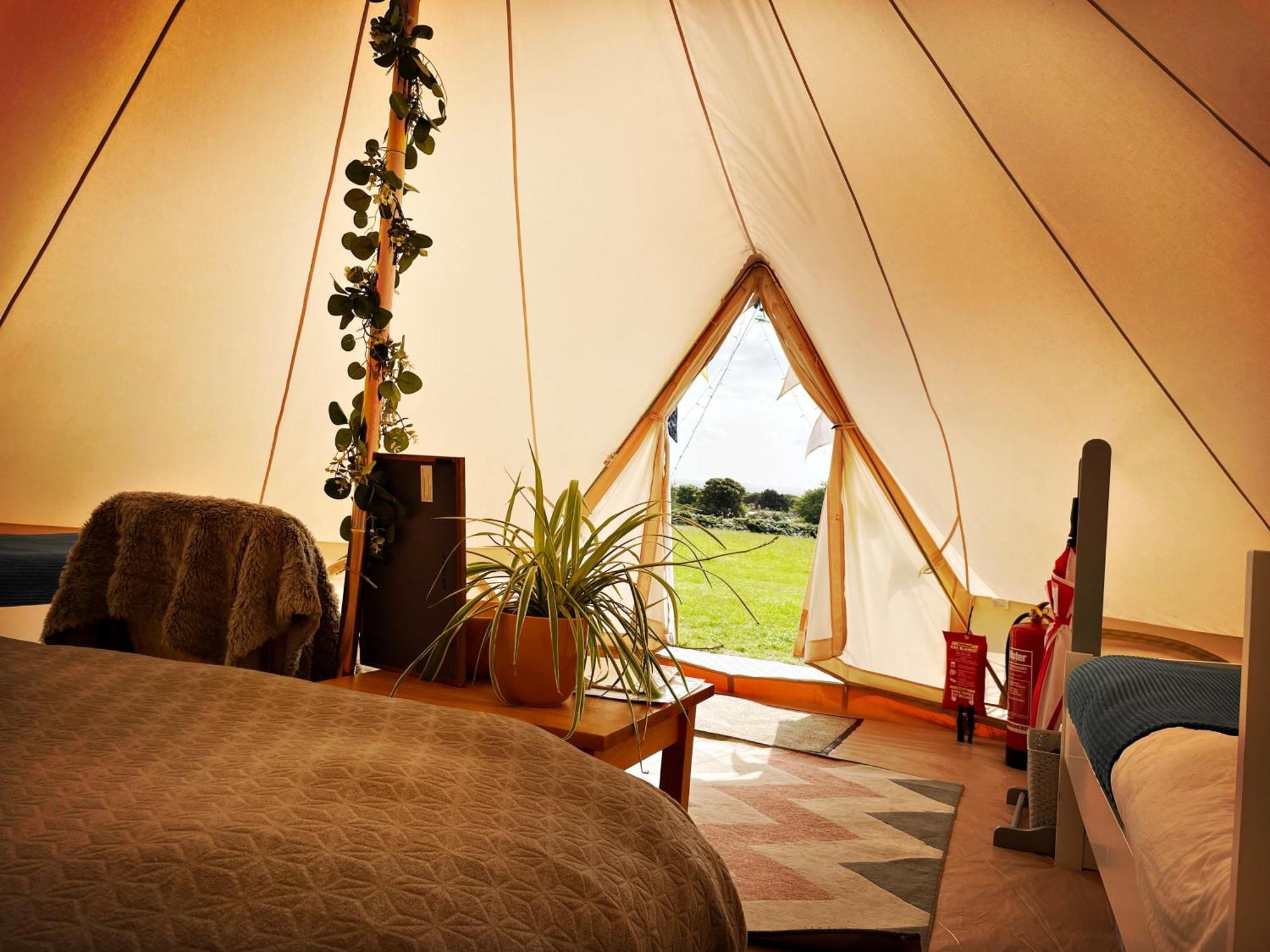 Trevena Cross Glamping & Camping Helston Exterior foto